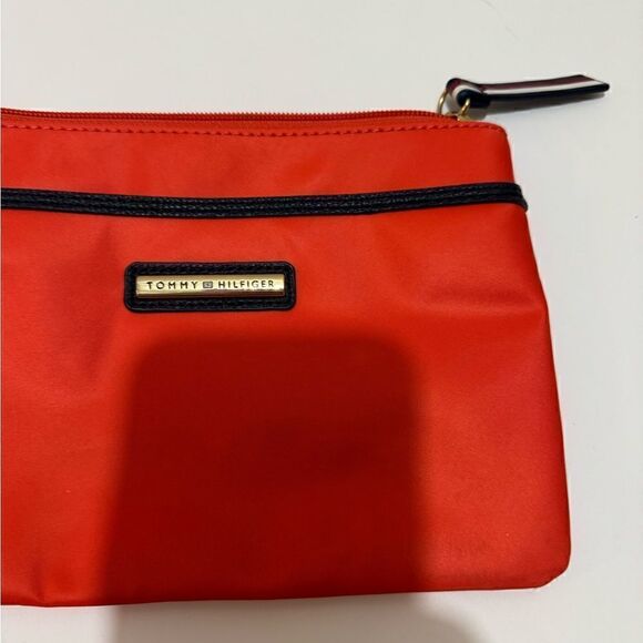 NWT Tommy Hilfiger: Red and Navy Blue Fabric Wristlet - Picture 5 of 7